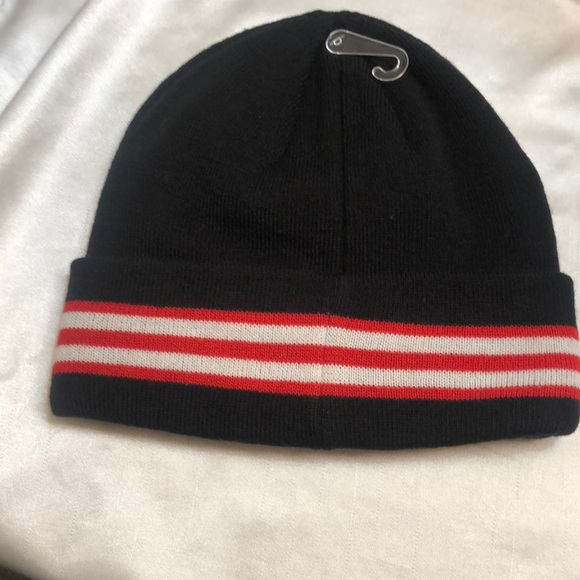 Hunter Branded Striped Cuffed Beanie Hat Color Black Multi One Size NWT - Picture 9 of 14